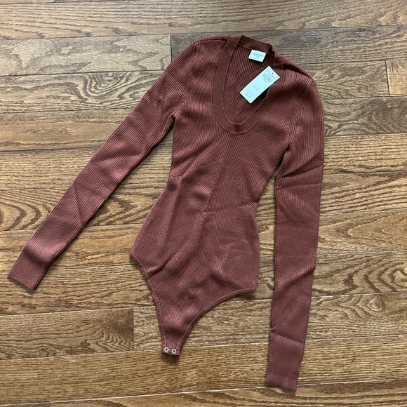 Abercrombie & Fitch Bodysuit - Picture 1 of 2